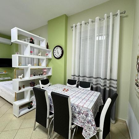 Solei Apartments Sarande Exterior photo